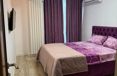 Rent of furnished 3-room apartments, 85 m², with a lake view, Constanța, Romania